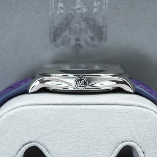 Side profile of H. Moser & Cie Centre Seconds Purple Enamel 1201-1200 case