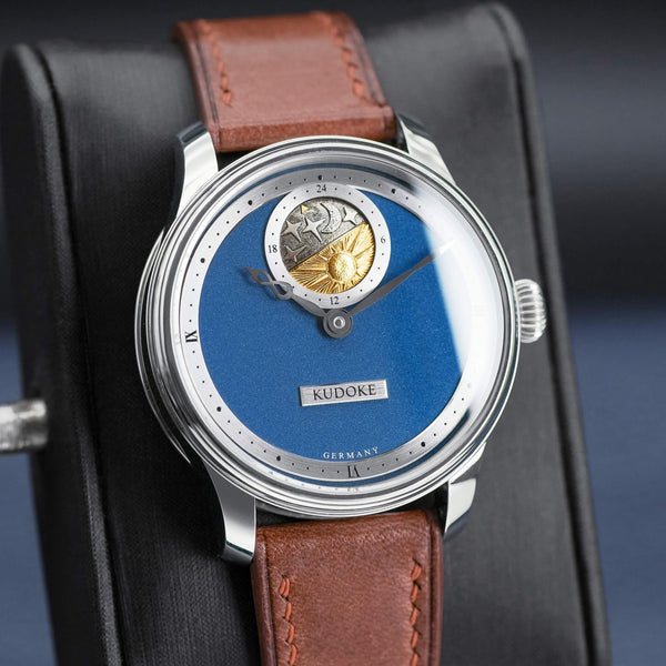 Close-up angled view of Kudoke 2 "Deep Blue" Limited Edition