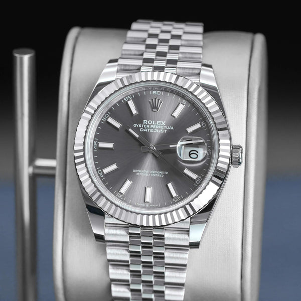 Slight angled view showing crown on Rolex Datejust 126334 “Rhodium” Dial