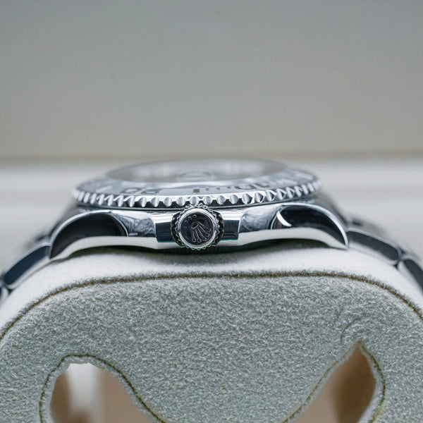 Side profile of Rolex Yacht-Master 116622 Rhodium Dial