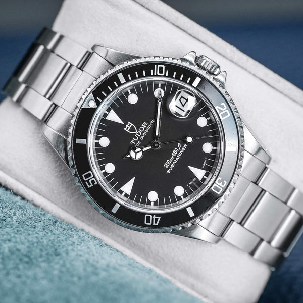 Front view of Tudor Submariner 75090 Black Dial