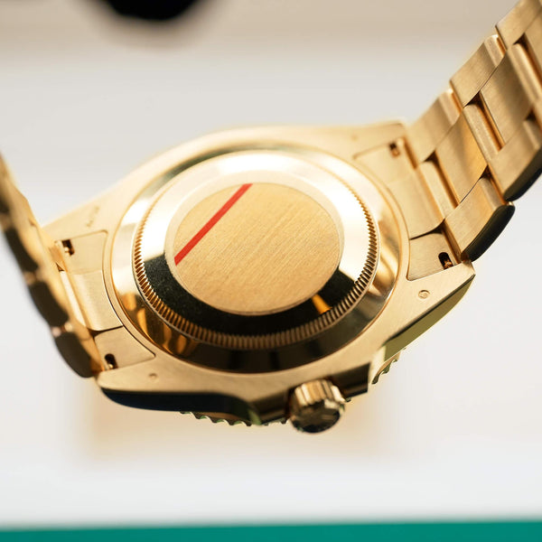 Caseback of Rolex Submariner "Bluesy" 126618LB Yellow Gold