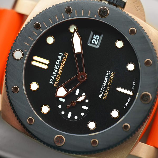 Angled macro view of Panerai Submersible QuarantaQuattro Goldtech Orocarbo PAM02070