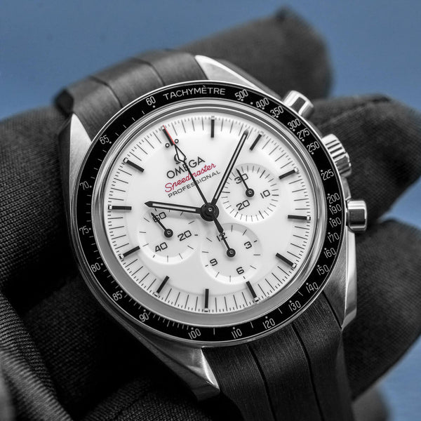 Omega Speedmaster Professional Moonwatch Sapphire 42mm 2026 Box & Papers