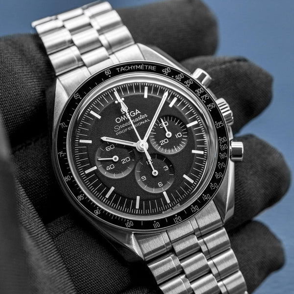 Omega Speedmaster Professional Moonwatch Hesalite Black 42mm 2022 Box & Papers