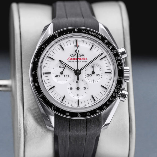 Omega Speedmaster Professional Moonwatch Sapphire 42mm 2026 Box & Papers