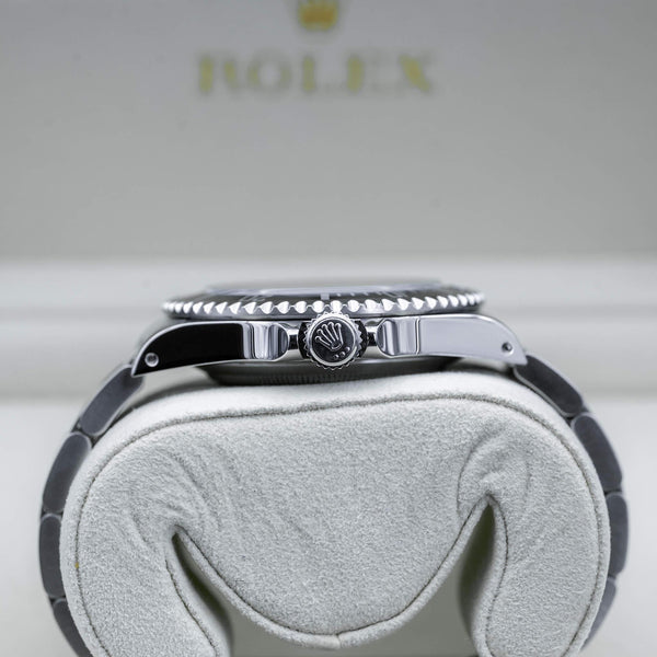 Rolex Submariner "No Date" 14060M Black Dial 40mm 2012 Box & Papers