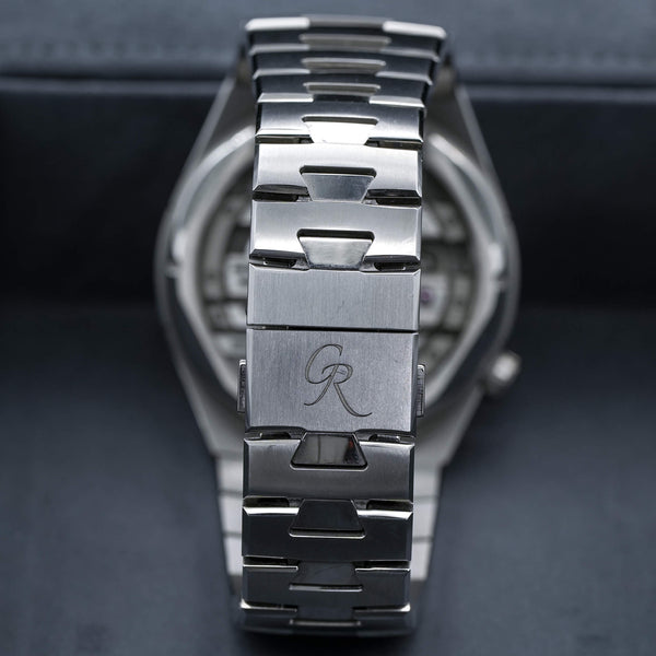 Romain Gauthier C Salmon Dial MON00581 strap and buckle detail