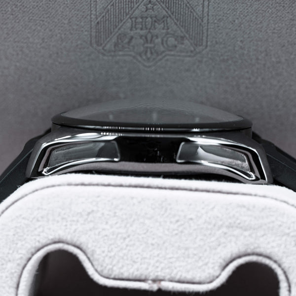Side profile of H. Moser & Cie Pioneer Centre Seconds 3200-1205 Funky Blue Fume Dial case