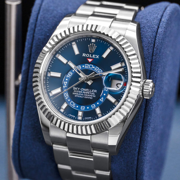 Angled view with reflection of Rolex Sky Dweller 326934 Blue Dial