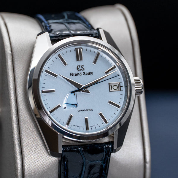 Slight angled view of Grand Seiko Soko Frost SBGA471