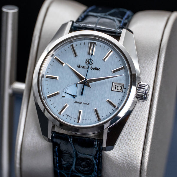 Closeup view of Grand Seiko Soko Frost SBGA471