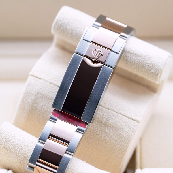 Rolex Yachtmaster 116621 Choco Dial strap and buckle detail
