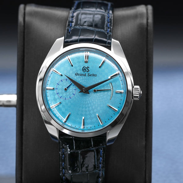 Slight angled view showing crown on Grand Seiko SBGK015 “Ryūsendō”