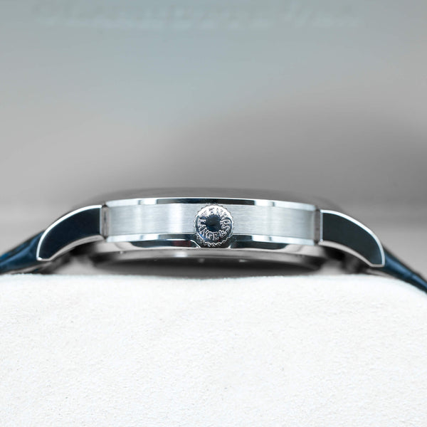 Side profile of A. Lange & Sohne ‘Blue Series’ Lange-1 191.028 case