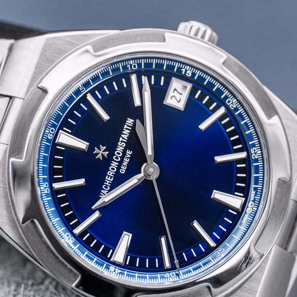 Angled macro view of Vacheron Constantin Overseas 4500V Blue Dial