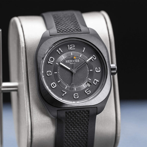 Close-up angled view of Hermes H08 SP1.742