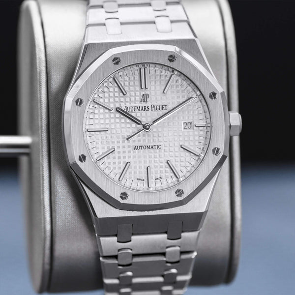 Slight angled view of Audemars Piguet Royal Oak 15400ST White Dial
