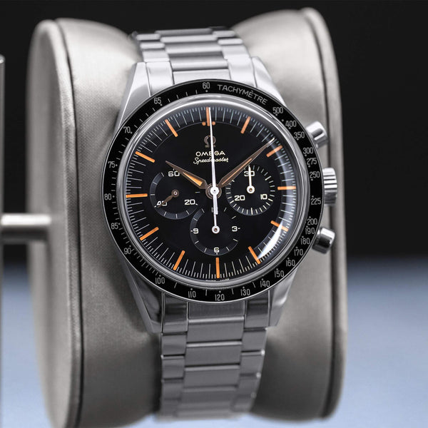Slight angled view of Omega Speedmaster FOiS 39.7mm 2025