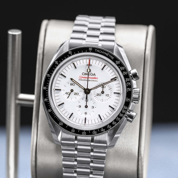 Close-up opposing view of Omega Speedmaster Professional Moonwatch "Sapphire Sandwich" 2026
