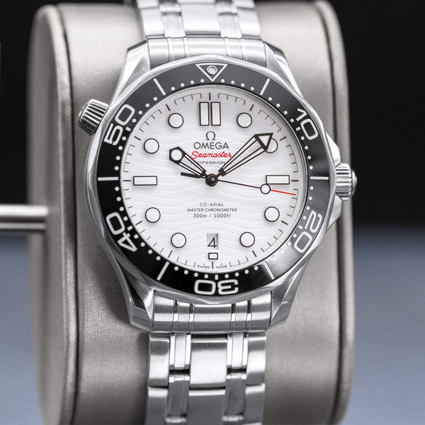 Omega Seamaster Diver 300M White Dial 42mm 2024 Box & Papers