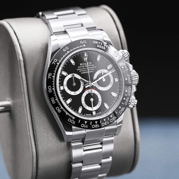 Angled view with reflection of Rolex Daytona 116500LN Black Dial