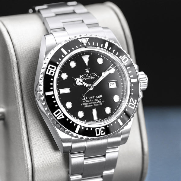 Angled view with reflection of Rolex Sea-Dweller SD4K 116600