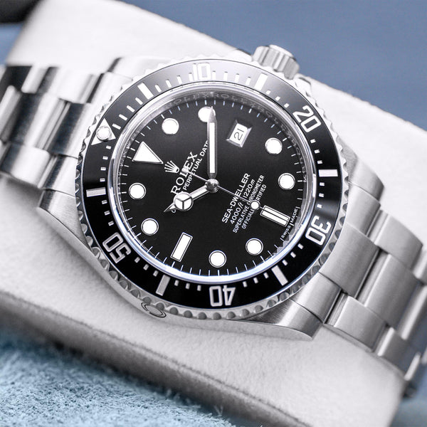 Front view of Rolex Sea-Dweller SD4K 116600