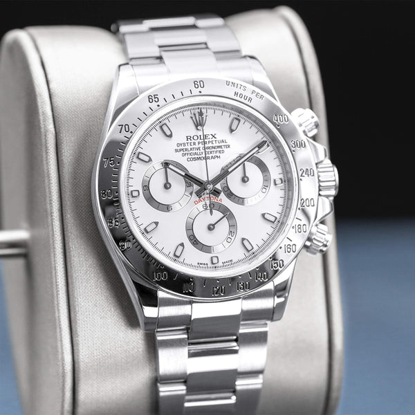 Close-up angled view of Rolex Cosmograph Daytona 116520 White Dial