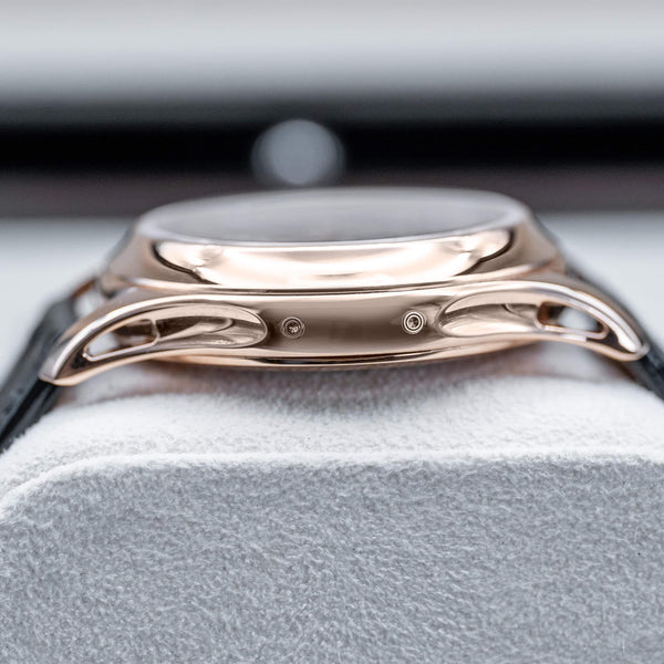 Side profile of Patek Philippe Annual Calendar 5205R Rose Gold