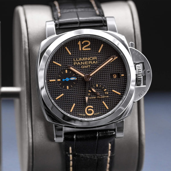 Slight angled view of Panerai Luminor 1950 3 Days GMT PAM01537 Black Dial