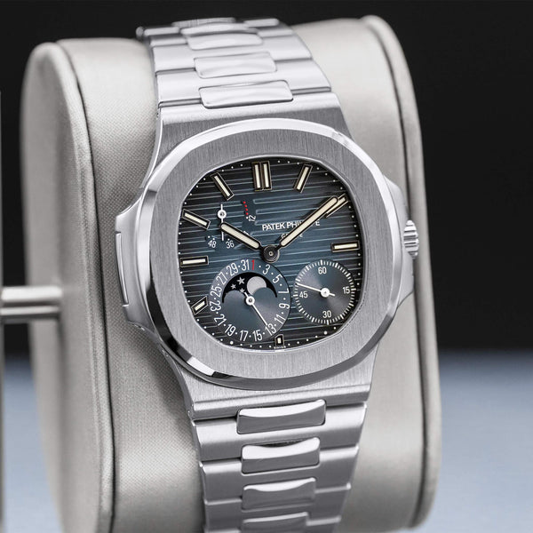 Patek Philippe Nautilus 5712/1A-001 Blue Dial 40mm 2022 Box & Papers