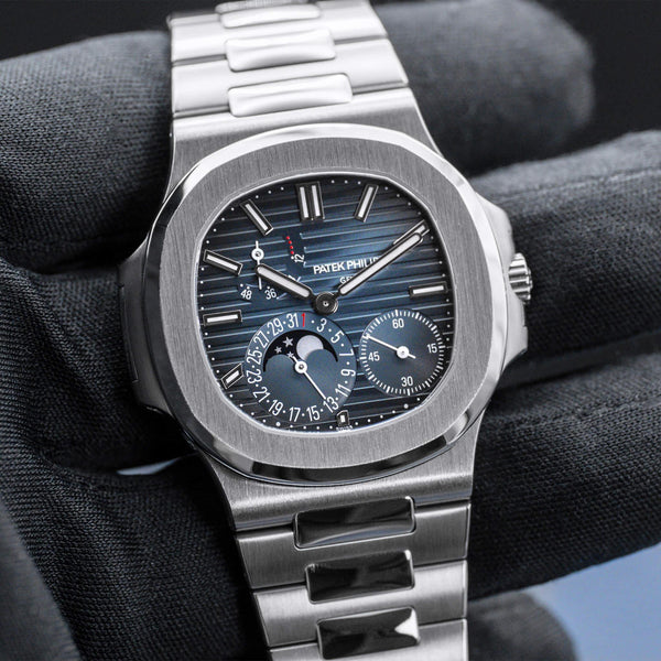 Patek Philippe Nautilus 5712/1A-001 Blue Dial 40mm 2022 Box & Papers
