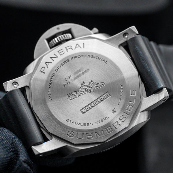 Panerai Luminor Submersible PAM00683 42mm Box & Papers