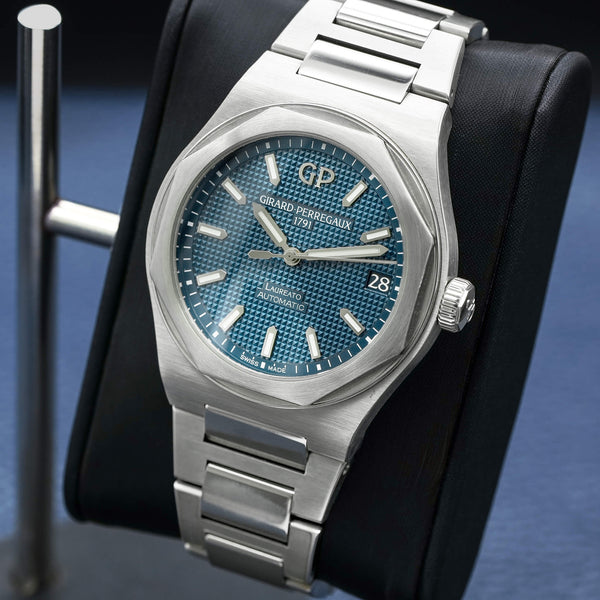 Girard-Perregaux GP Laureato Blue Dial 42mm Box & Papers