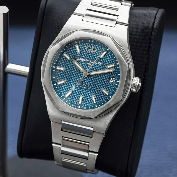 Girard-Perregaux GP Laureato Blue Dial 42mm Box & Papers