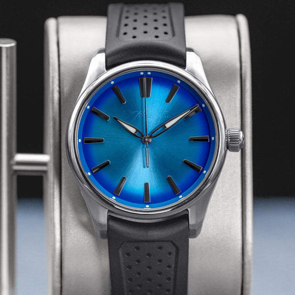 H. Moser & Cie Pioneer 3200-1217 Artic Blue Dial 40mm 2023 Box & Papers