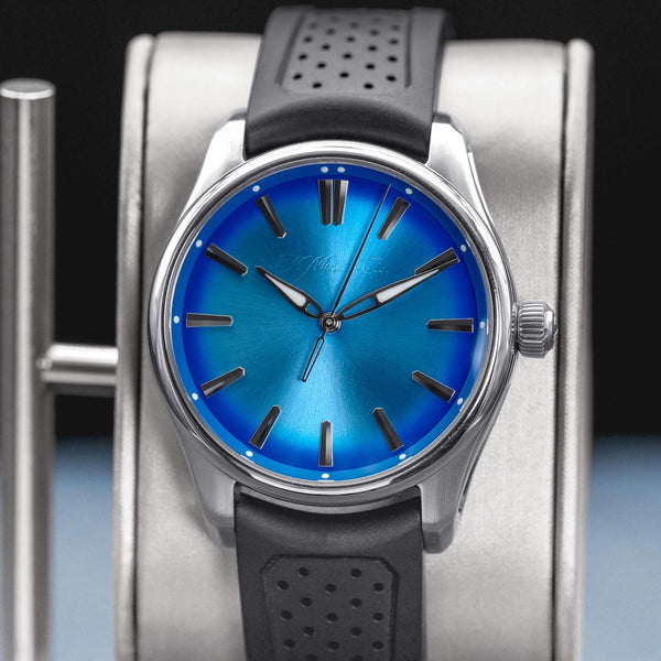 H. Moser & Cie Pioneer 3200-1217 Artic Blue Dial 40mm 2023 Box & Papers