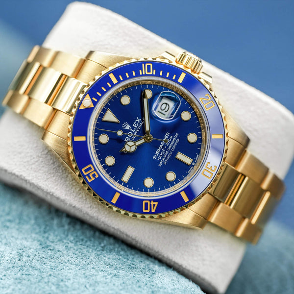 Front view of Rolex Submariner "Bluesy" 126618LB Yellow Gold