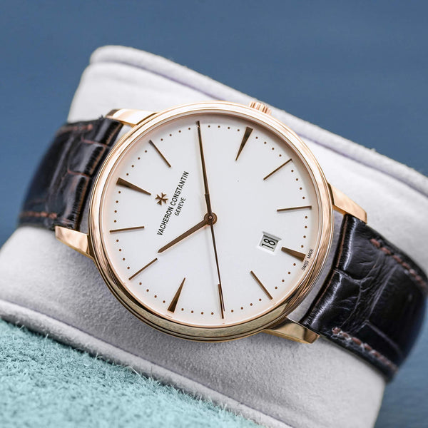 Front view of Vacheron Constantin Patrimony 85180 Silver Dial