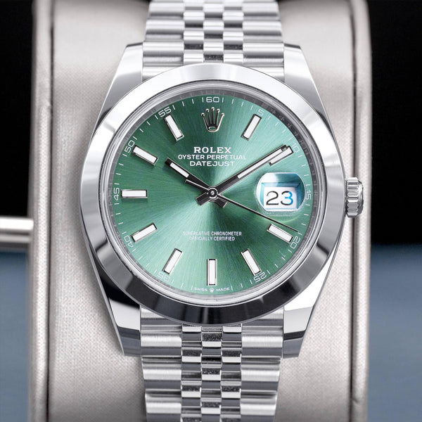 Rolex Datejust 126300 Green Dial Smooth 41mm Box & Papers