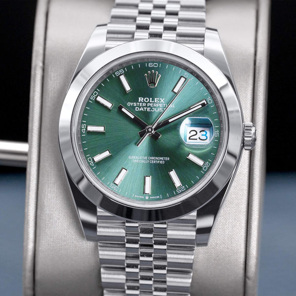 Rolex Datejust 126300 Green Dial Smooth 41mm Box & Papers