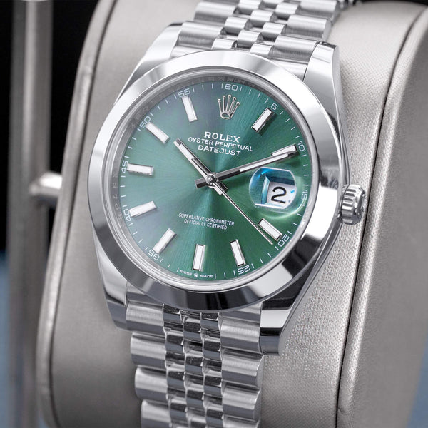 Rolex Datejust 126300 Green Dial Smooth 41mm Box & Papers