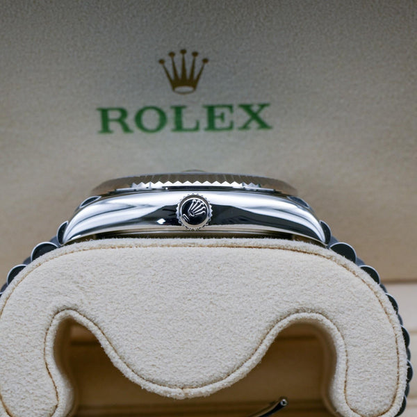 Rolex Sky Dweller 336934 Green Dial Jubilee 42mm Box & Papers