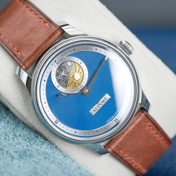 Further front view of Kudoke 2 "Deep Blue" Limited Edition