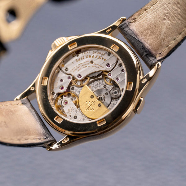 Caseback of Patek Philippe World Timer 5110J showing movement