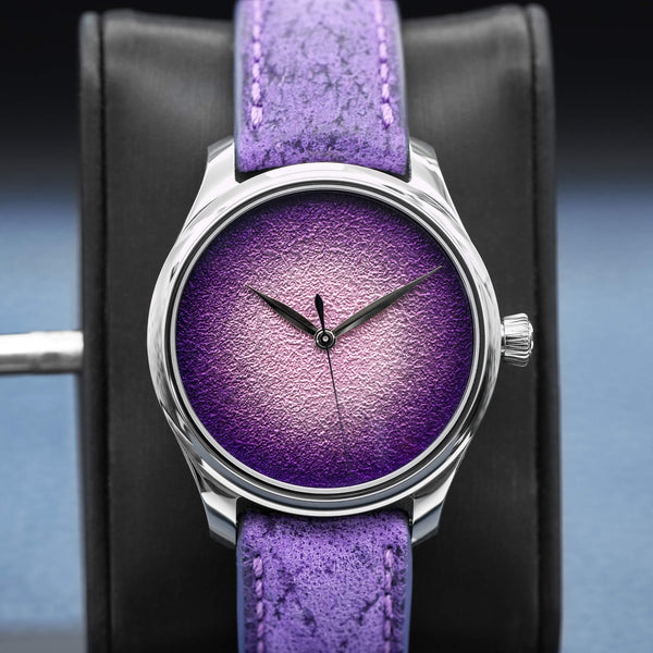 Central view of H. Moser & Cie Centre Seconds Purple Enamel 1201-1200