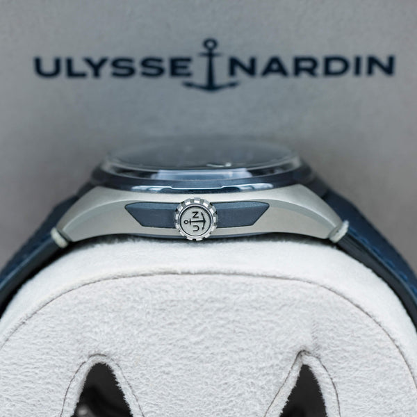 Side profile of Ulysse Nardin Freak X Titanium Blue Dial case