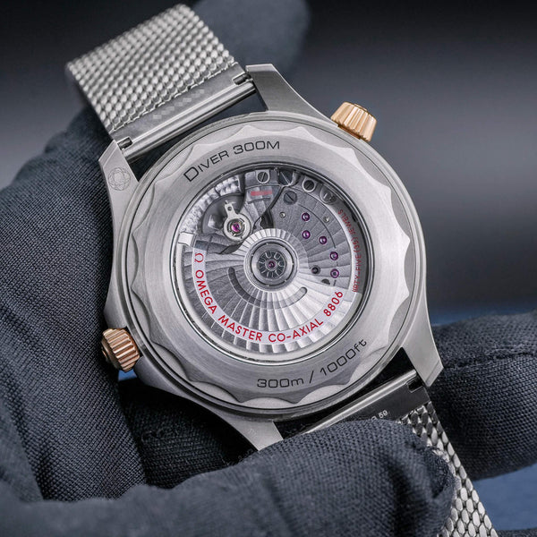 Omega Seamaster Diver Bronze-Gold 42mm 2025 Box & Papers