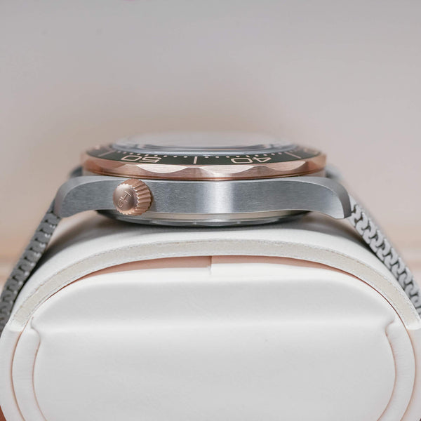 Omega Seamaster Diver Bronze-Gold 42mm 2025 Box & Papers